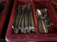 Partij servies en decoratie - afbeelding 11 van  23