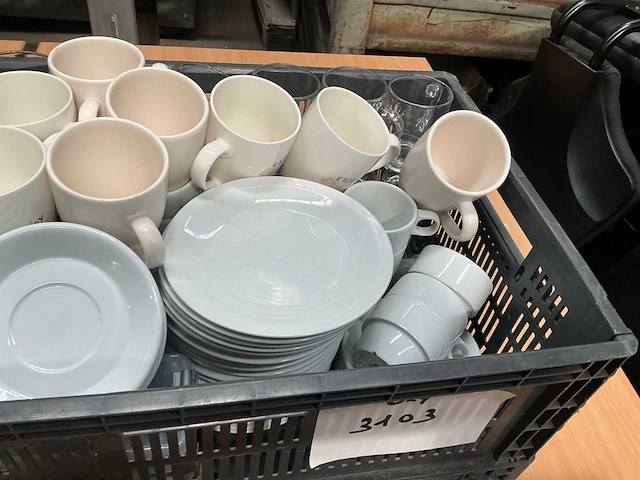Partij servies en glaswerk - afbeelding 3 van  3