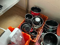 Partij servies en keuken benodigdheden - afbeelding 9 van  35
