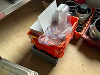 Partij servies en keuken benodigdheden - afbeelding 11 van  35