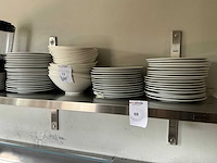 Partij servies en keuken benodigdheden - afbeelding 31 van  35