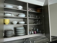 Partij servies, glaswerk en bestekken - afbeelding 1 van  7