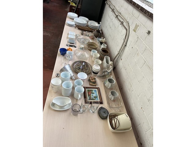 Partij servies - afbeelding 1 van  7