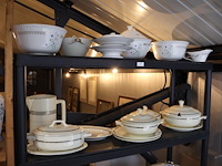 Partij servies - afbeelding 1 van  9