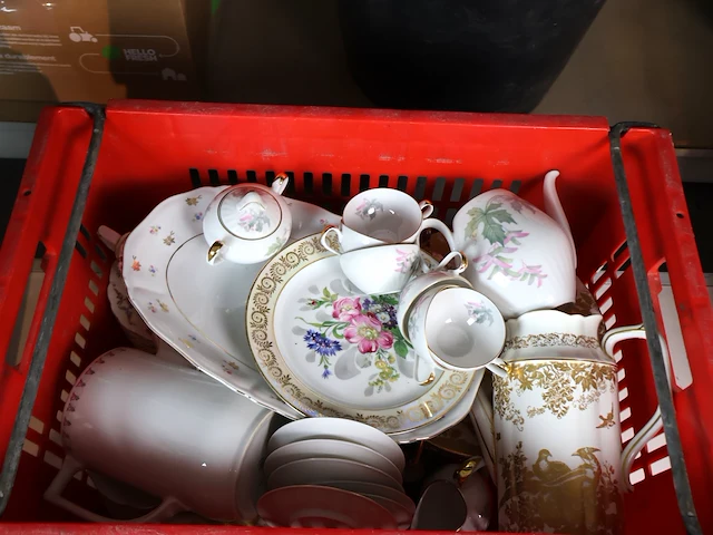 Partij servies - afbeelding 7 van  9