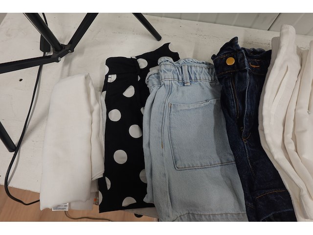 Partij shorts - afbeelding 4 van  11