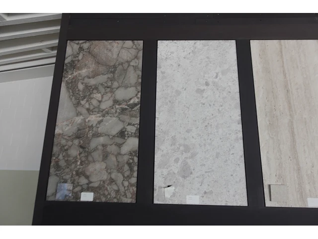 Partij showroom tegels - afbeelding 6 van  7