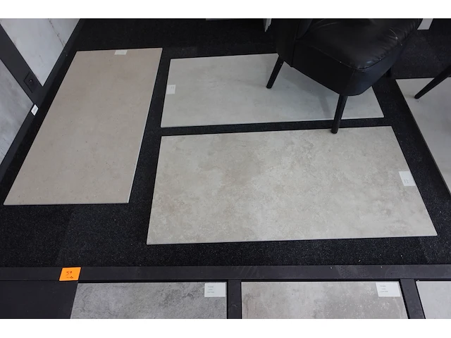 Partij showroom tegels - afbeelding 3 van  24