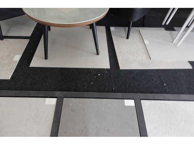 Partij showroom tegels - afbeelding 4 van  24