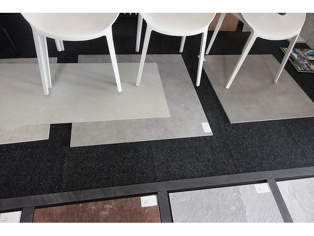 Partij showroom tegels - afbeelding 5 van  24