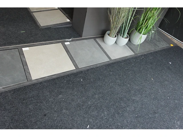 Partij showroom tegels - afbeelding 18 van  24