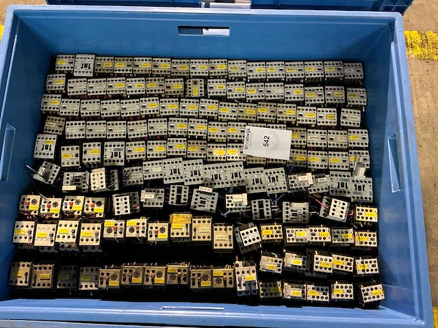 Partij siemens contactors - afbeelding 1 van  6