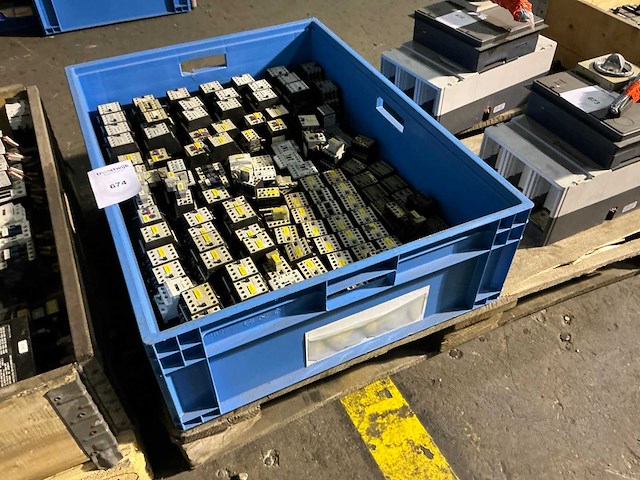 Partij siemens contactors - afbeelding 2 van  8