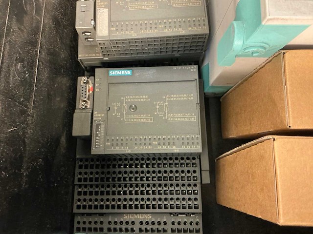 Partij siemens industriële automatiseringscomponenten - afbeelding 2 van  12
