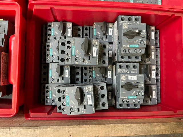 Partij siemens industriële elektrische componenten - afbeelding 2 van  16
