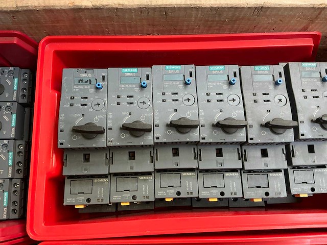 Partij siemens industriële elektrische componenten - afbeelding 4 van  16