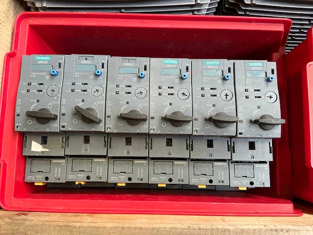 Partij siemens industriële elektrische componenten - afbeelding 10 van  16