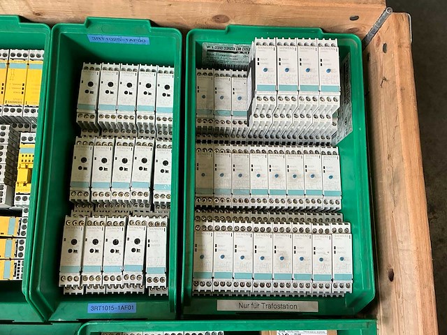 Partij siemens industriële elektrische componenten - afbeelding 3 van  12
