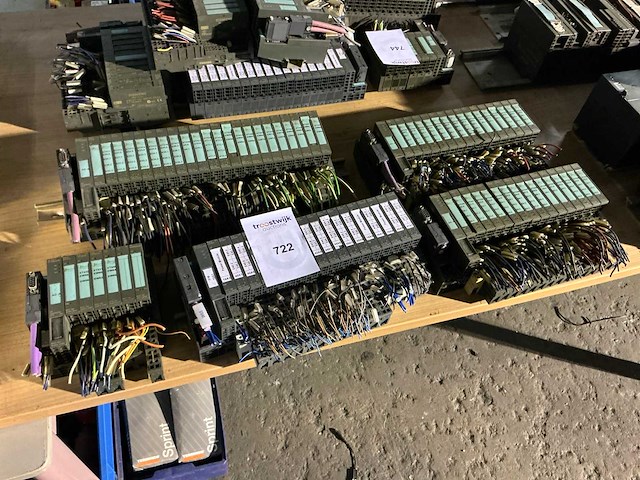 Partij siemens s7 plc-modules - afbeelding 1 van  6