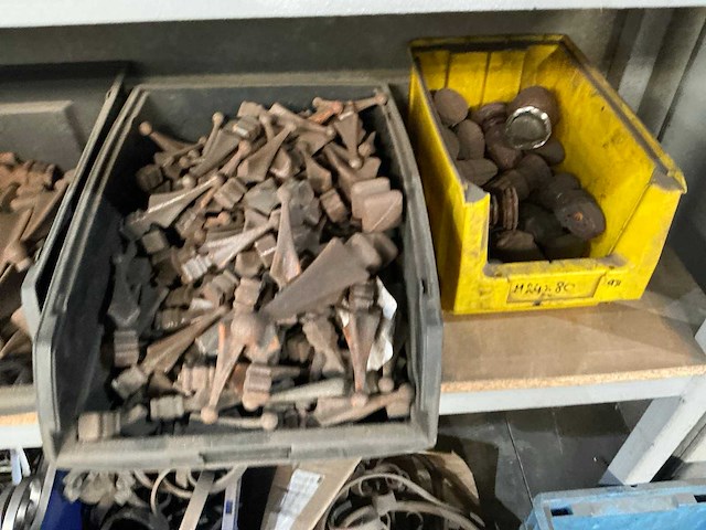 Partij sierhekwerk onderdelen - afbeelding 5 van  8