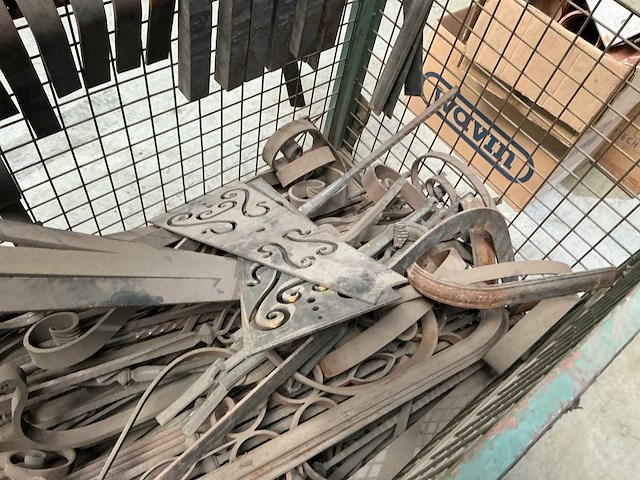 Partij sierhekwerk onderdelen - afbeelding 4 van  6