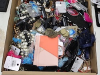 Partij sierjuwelen - afbeelding 4 van  9