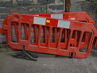 Partij signalisatieborden + voetstukken - afbeelding 2 van  4