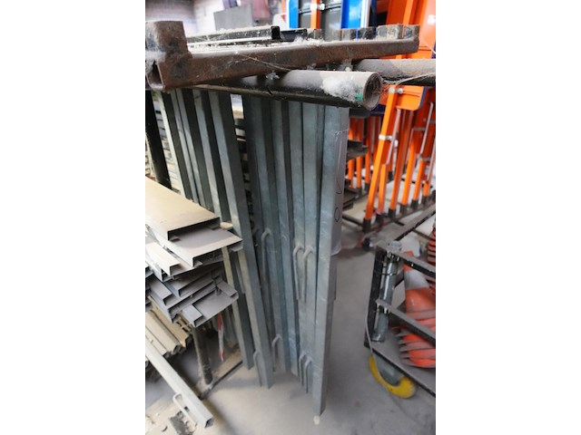 Partij signalisatiemarkeringen - afbeelding 8 van  11