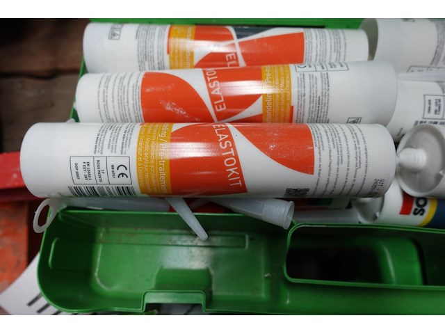 Partij silecone + sileconepomp - afbeelding 4 van  6