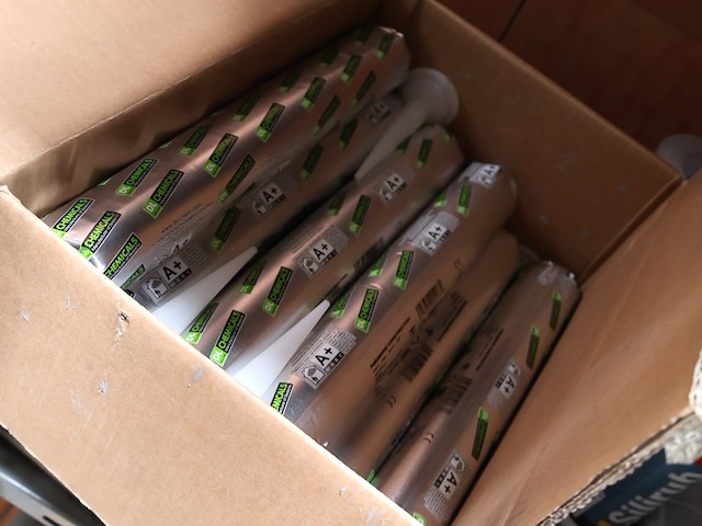Partij silicone & bevestiging - afbeelding 4 van  4