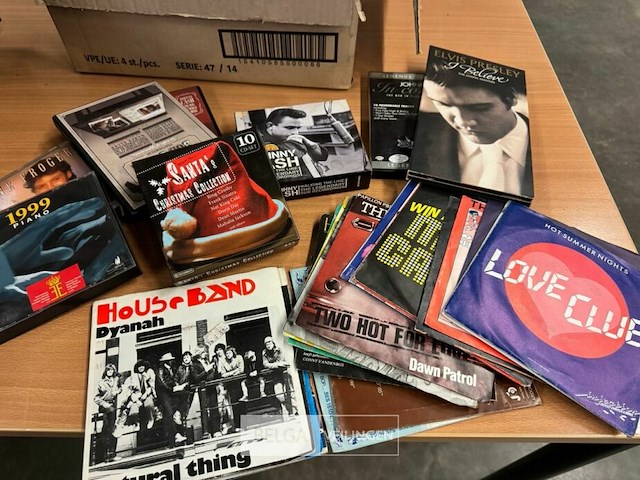 Partij singels en cd's - afbeelding 1 van  4