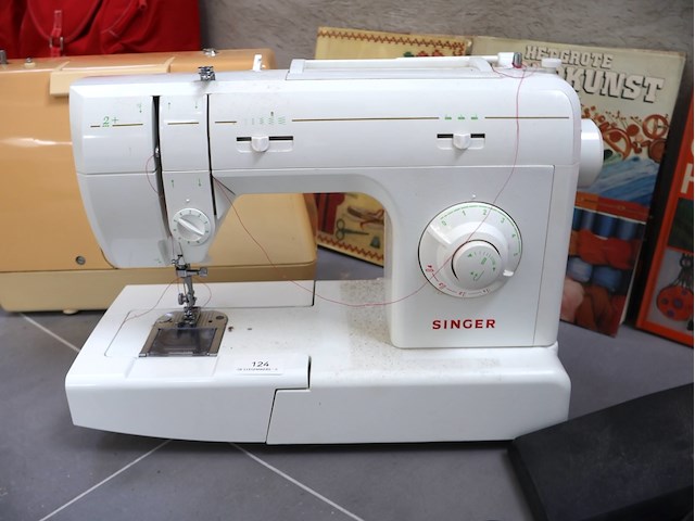 Partij singer naaimachine - afbeelding 5 van  10
