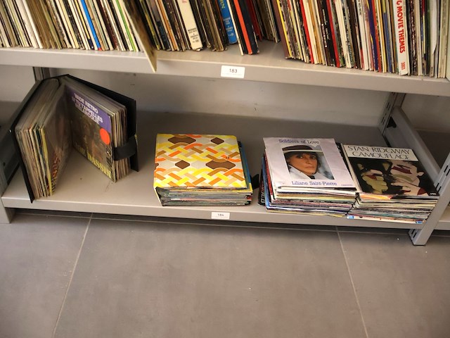 Partij singles - afbeelding 1 van  8