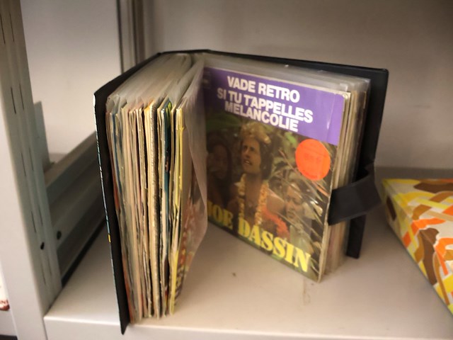 Partij singles - afbeelding 5 van  8