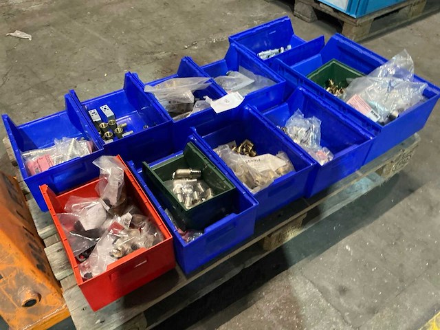 Partij slangaansluitingen - afbeelding 4 van  11