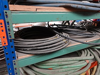 Partij slangen & buizen - afbeelding 3 van  18