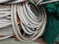 Partij slangen & buizen - afbeelding 9 van  18