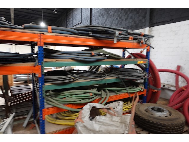 Partij slangen & buizen - afbeelding 1 van  18