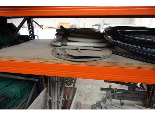 Partij slangen & buizen - afbeelding 17 van  18