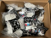 Partij sloow diverse soorten sigaret filters - afbeelding 2 van  4