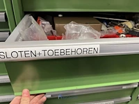 Partij sloten, deuronderdelen en spanmateriaal - afbeelding 8 van  57