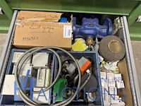 Partij sloten, deuronderdelen en spanmateriaal - afbeelding 12 van  57