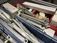 Partij sloten, deuronderdelen en spanmateriaal - afbeelding 24 van  57