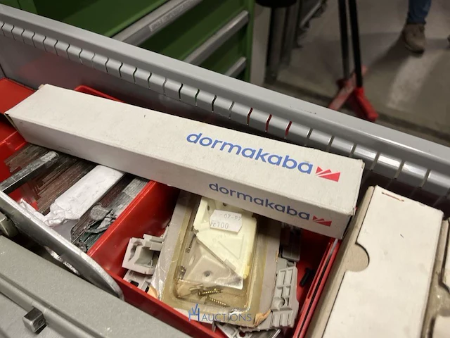 Partij sloten, deuronderdelen en spanmateriaal - afbeelding 25 van  57