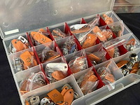 Partij sloten met sleutel voor metalen kasten - afbeelding 2 van  2