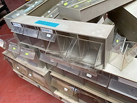 Partij sorteer bakken met inhoud - afbeelding 6 van  9