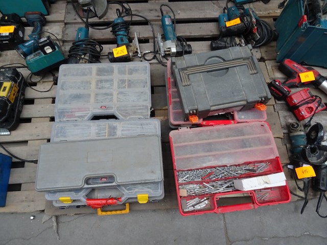 Partij sorteerkoffers + inhoud - afbeelding 14 van  15