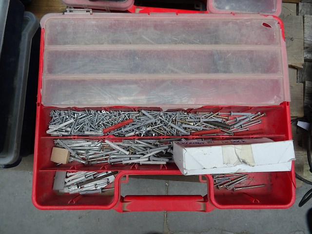 Partij sorteerkoffers + inhoud - afbeelding 15 van  15