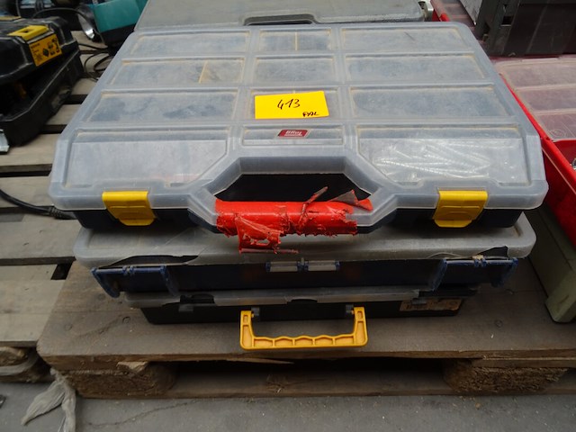Partij sorteerkoffers + inhoud - afbeelding 6 van  15