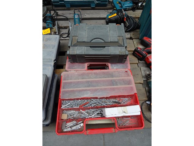 Partij sorteerkoffers + inhoud - afbeelding 9 van  15